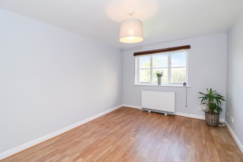 Arrange a viewing for Lovegrove Drive, Slough